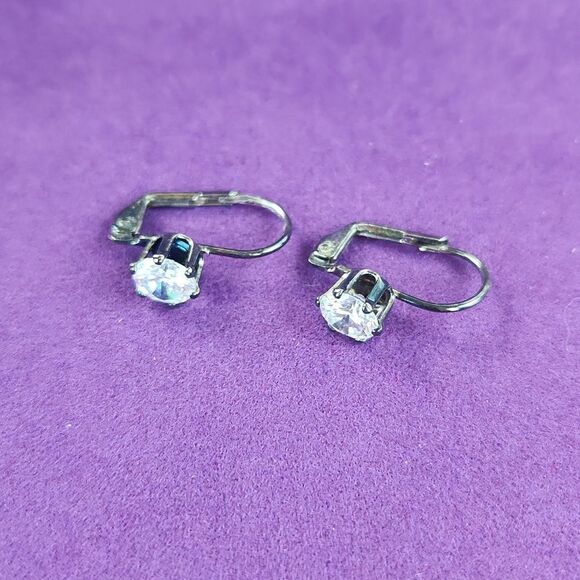 🩵Premier "Delightful" Cubic Zirconia Earrings - Picture 5 of 6
